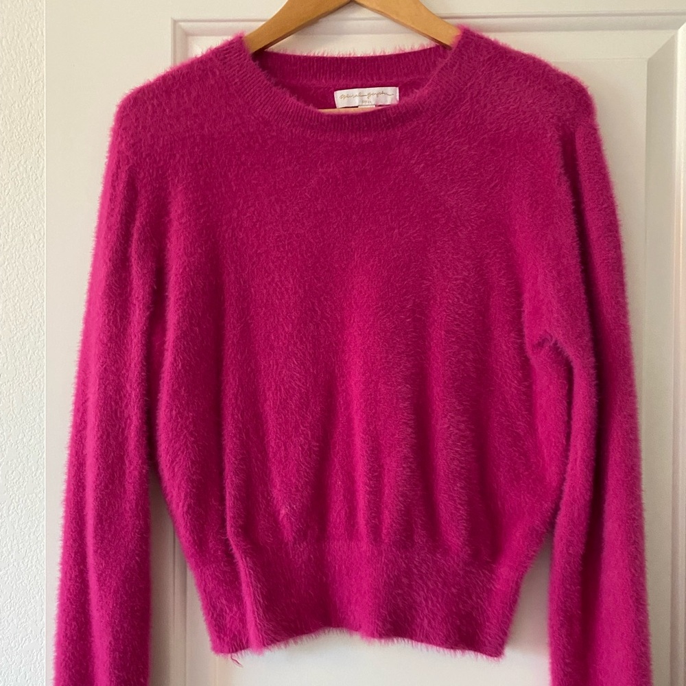 Spiritual Gangster hot pink sweater- Size Small